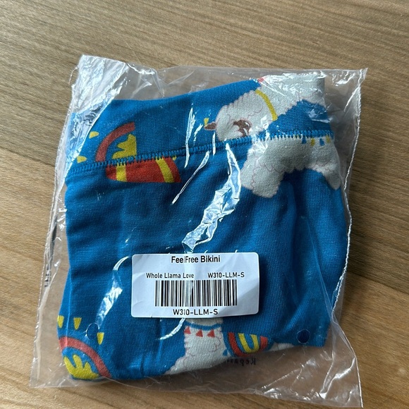 Feel Free Bikini Underwear - Picture 3 of 5